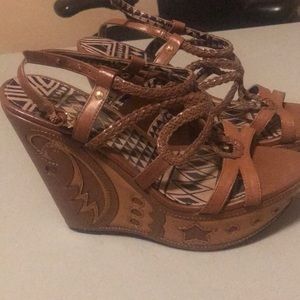 Jessica Simpson wedges